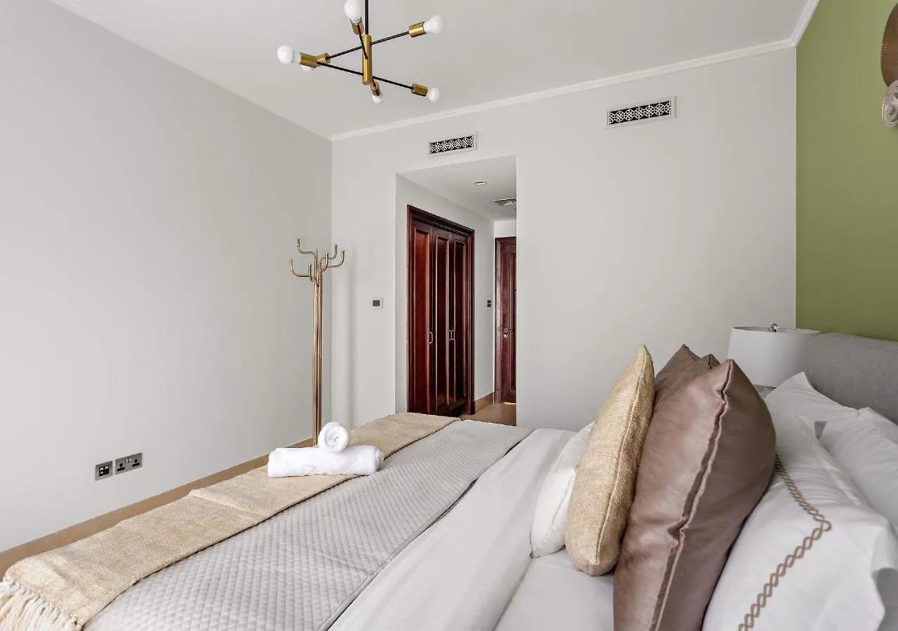5 Min Walk To Burj Khalifa 2Bhk Luxury Downtown Burj Haven Apartment Dubai