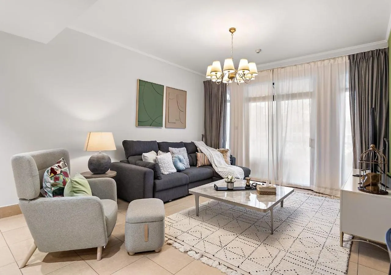 5 Min Walk To Burj Khalifa 2Bhk Luxury Downtown Burj Haven Apartment Dubai