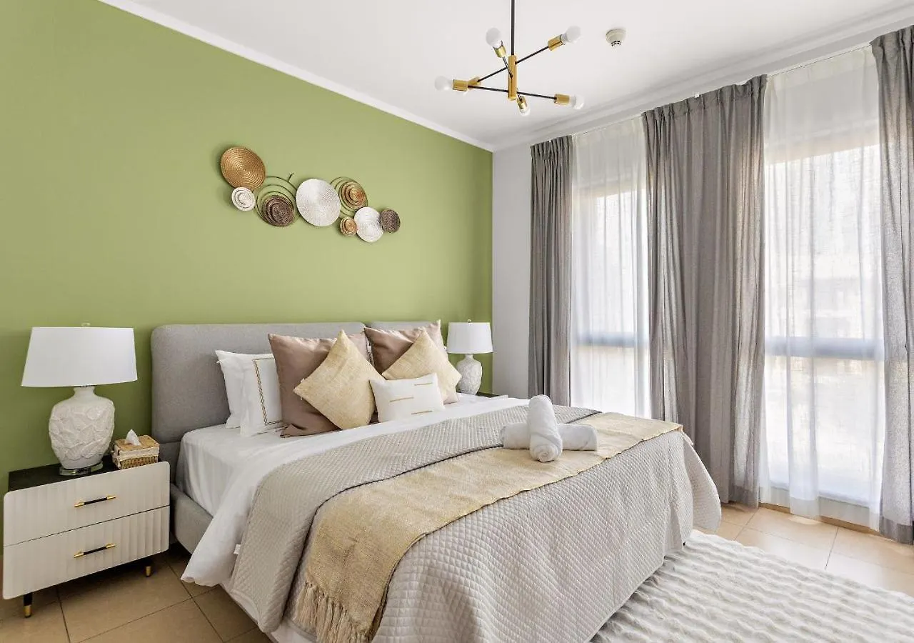 5 Min Walk To Burj Khalifa 2Bhk Luxury Downtown Burj Haven Apartment Dubai 0*,  United Arab Emirates