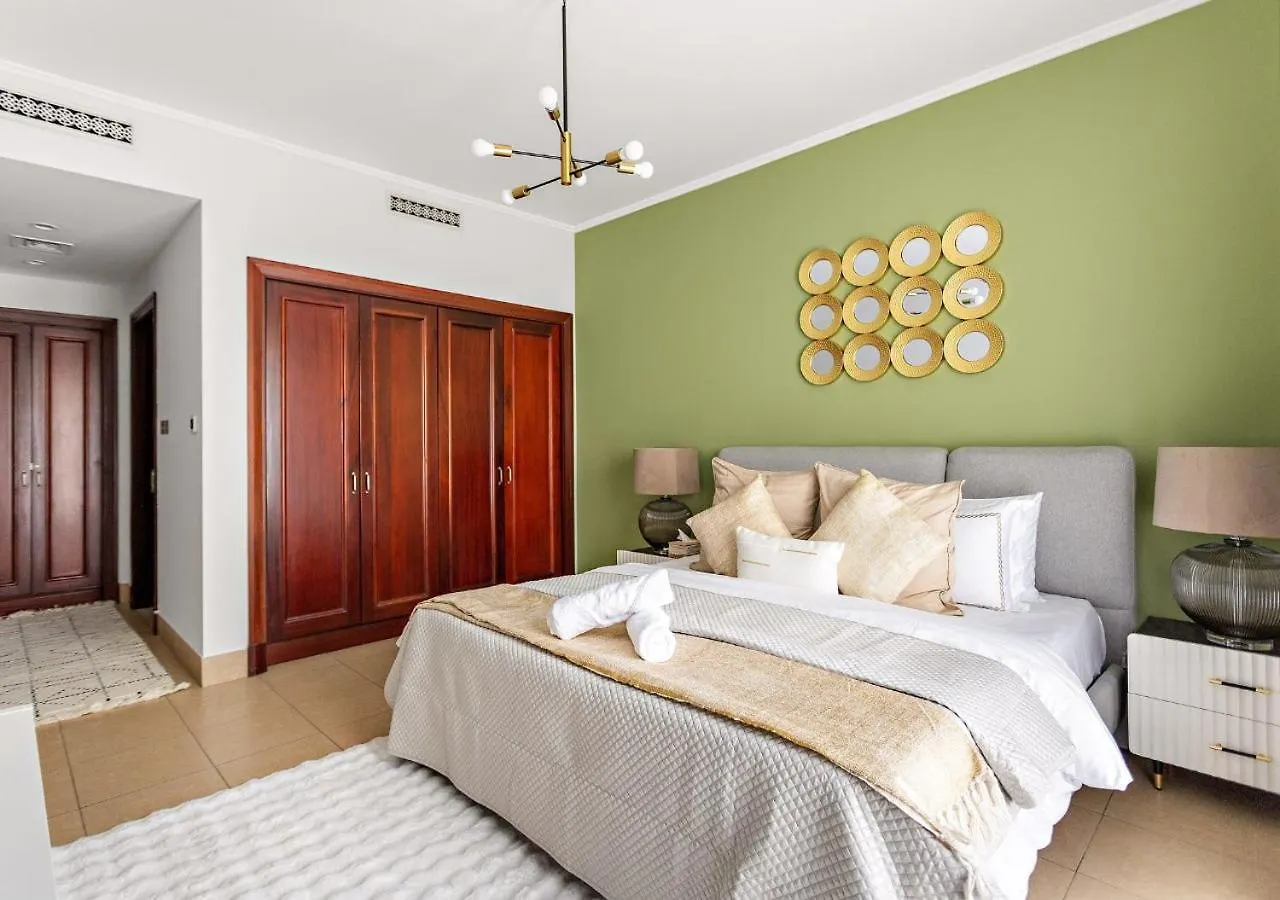 5 Min Walk To Burj Khalifa 2Bhk Luxury Downtown Burj Haven Apartment Dubai