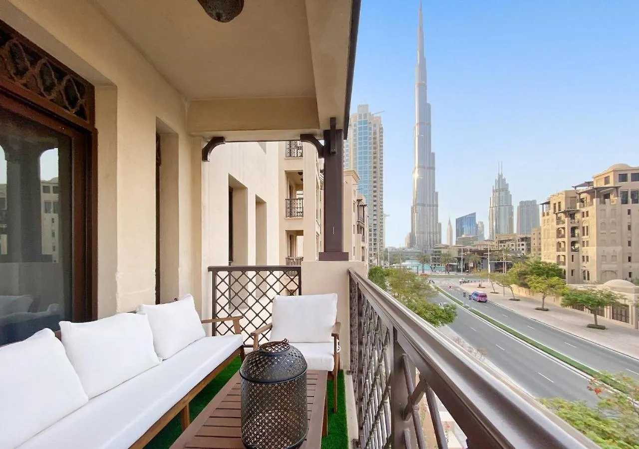 5 Min Walk To Burj Khalifa 2Bhk Luxury Downtown Burj Haven Apartment Dubai