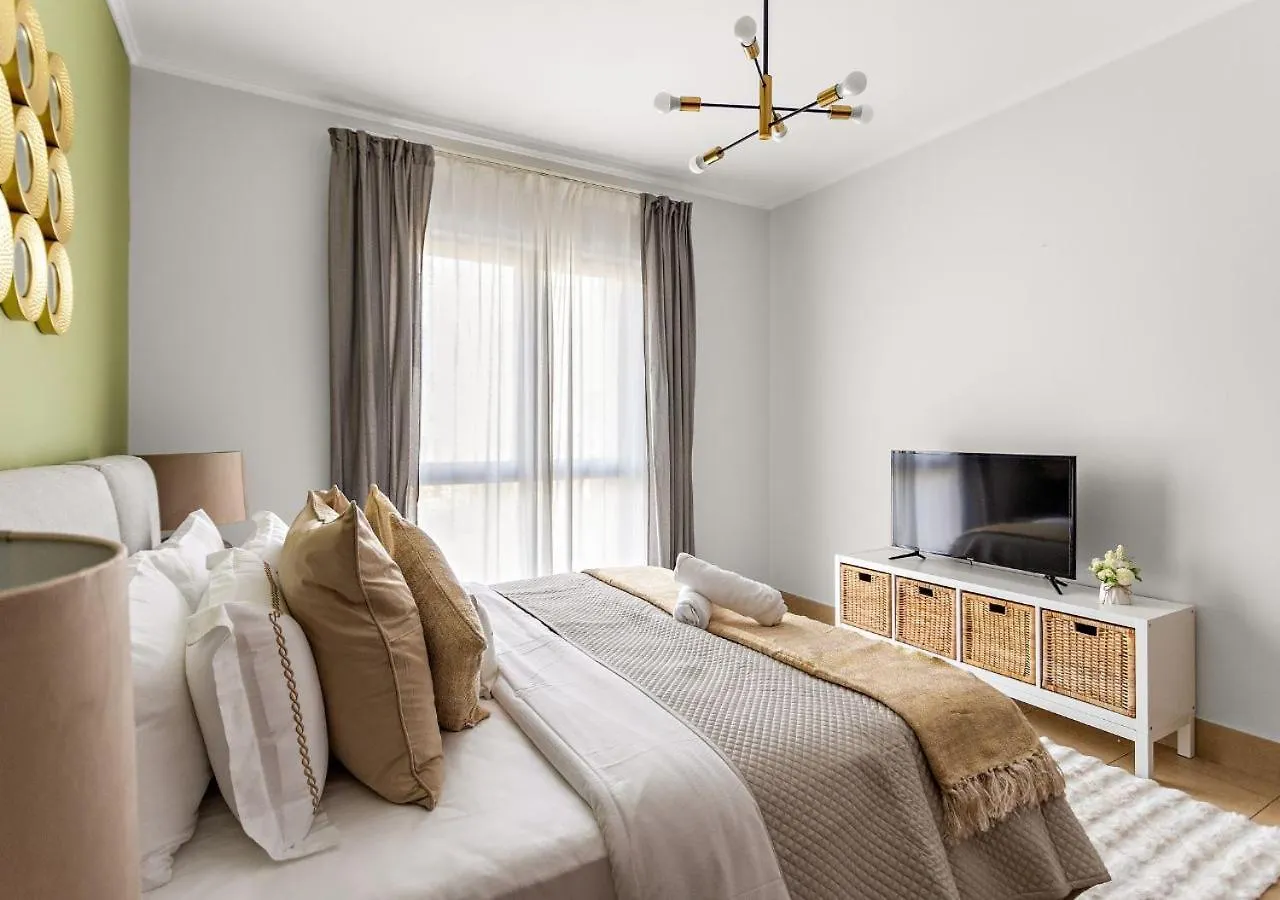 5 Min Walk To Burj Khalifa 2Bhk Luxury Downtown Burj Haven Apartment Dubai United Arab Emirates