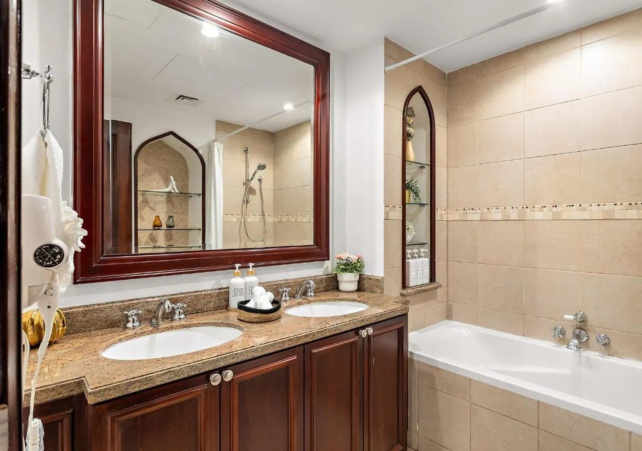 5 Min Walk To Burj Khalifa 2Bhk Luxury Downtown Burj Haven Apartment Dubai United Arab Emirates