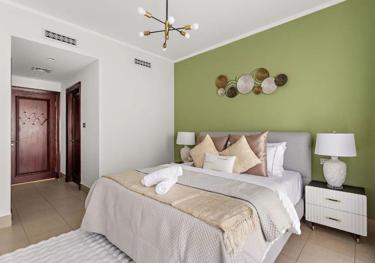 5 Min Walk To Burj Khalifa 2Bhk Luxury Downtown Burj Haven Apartment Dubai